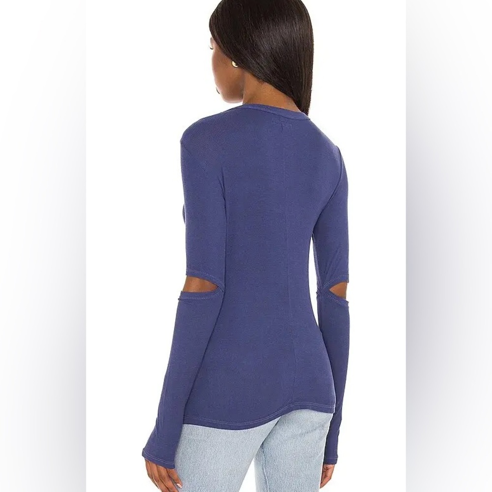 MICHAEL LAUREN 
Solomon Elbow Slit Tee In Blue